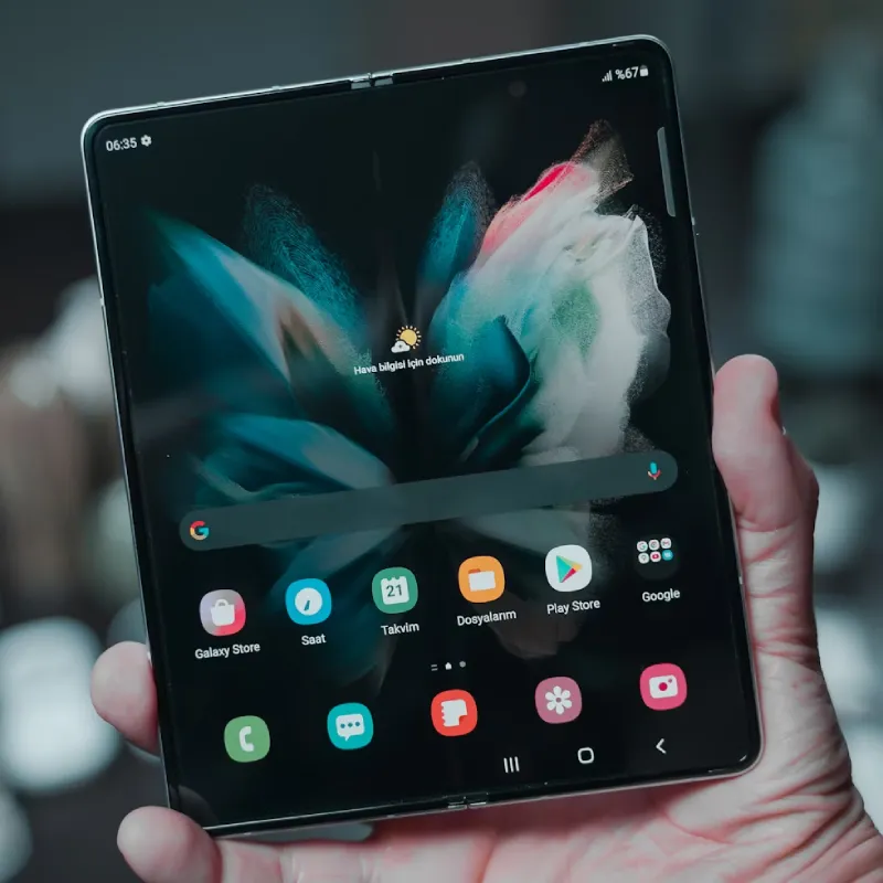 Samsung Galaxy Z Fold 6 (12GB RAM+256GB / 512GB) – Kigali Discount