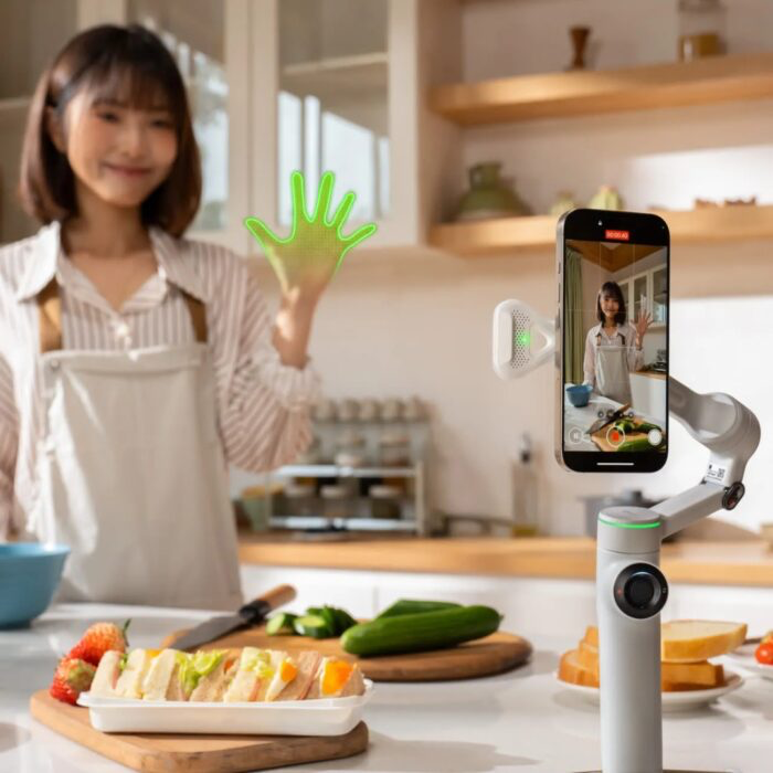 Insta360 Flow 2 Pro Gimbal mobile phone stabilizer dji