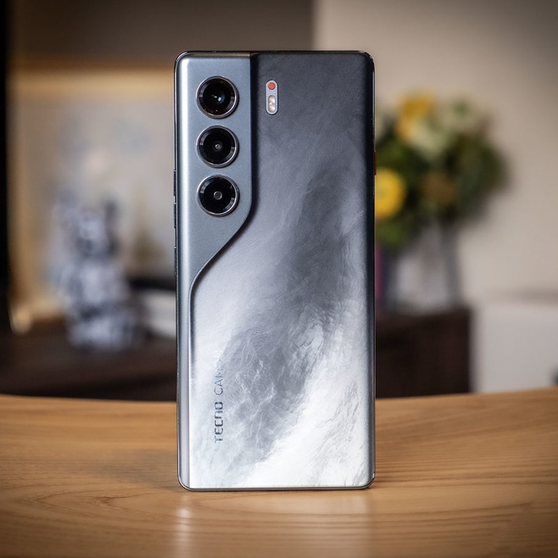 Tecno Camon 40 or Pro (256GB + 8GB)smart phone Tec op inf