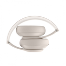 Beats Studio 3 Wireless Headphones buds