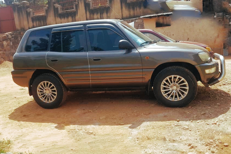 Toyota Rav4 1997 Automatic Belgium